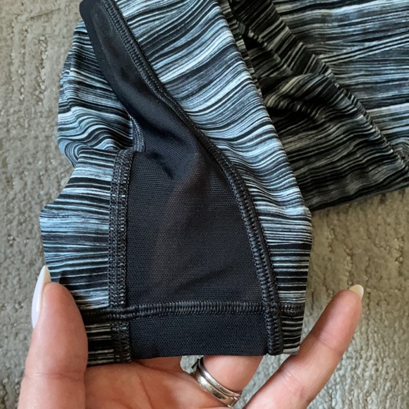 lululemon train times 7/8 tight sz 6 - Picture 2 of 7